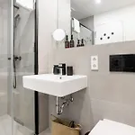 Aparthotel Global Living I Thegraf - East Side Gallery 3*