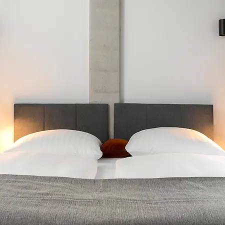 Aparthotel Global Living I Thegraf - East Side Gallery