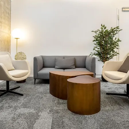 Apartahotel Global Living I Thegraf - East Side Gallery 3*
