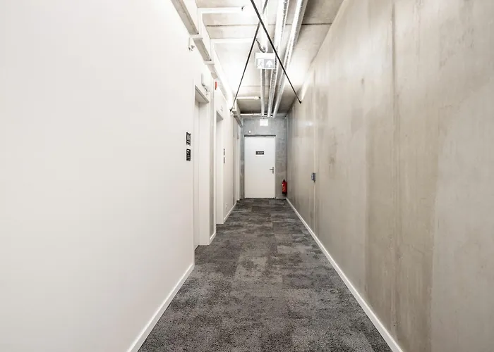 Global Living I Thegraf - East Side Gallery Aparthotel 3*