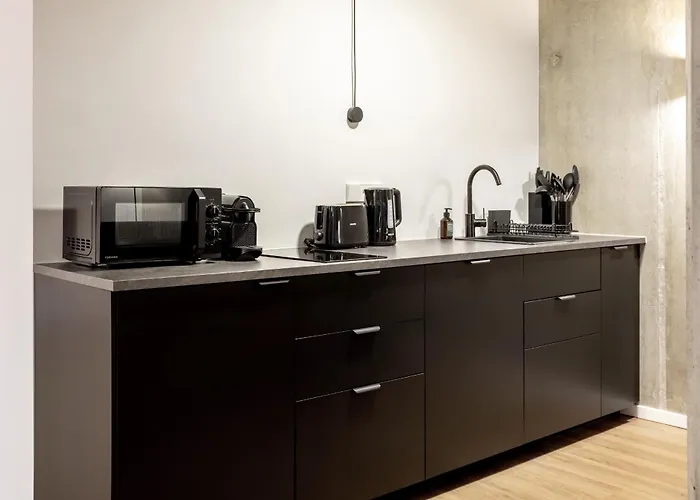 Global Living I Thegraf - East Side Gallery Apart Otel 3*