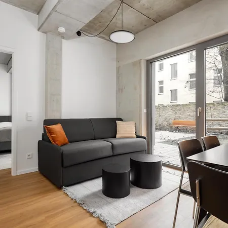 Global Living I Thegraf - East Side Gallery 3*