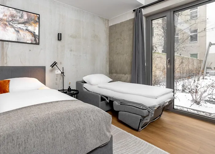 Global Living I Thegraf - East Side Gallery 柏林